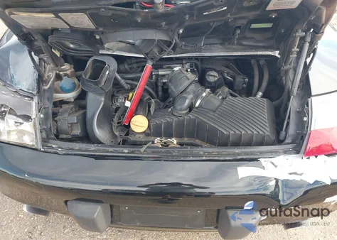 1999 Porsche 911 Carrera/Carrera 4/Carrera Tiptronic z USA, uszkodzony, nr VIN WP0AA2992XS625013